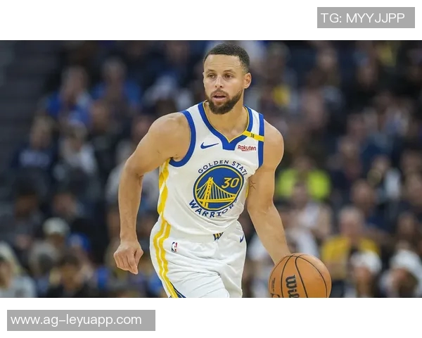 库里谈球队状态：一切顺理成章目标是持续保持良好表现